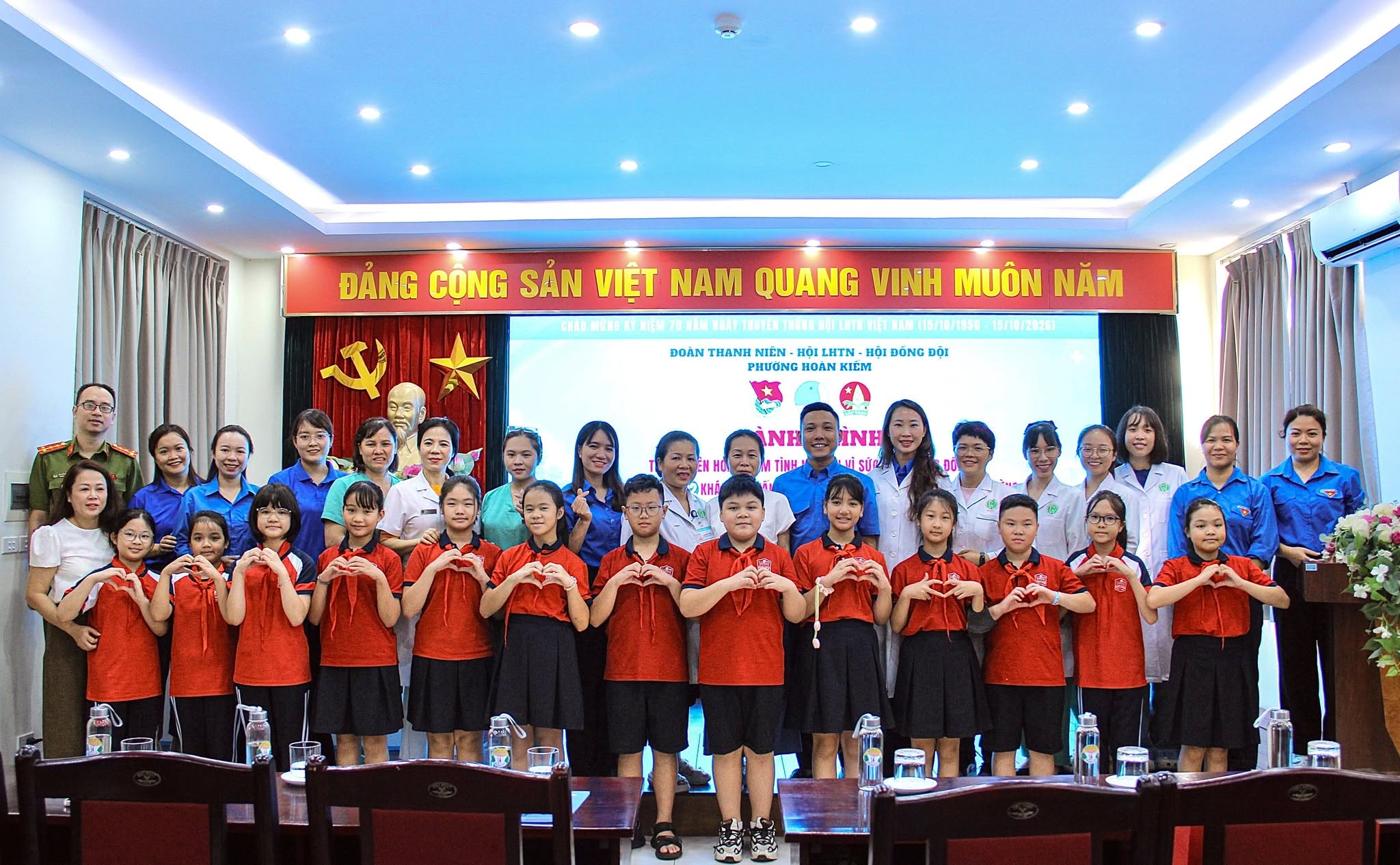 TUỔI TRẺ NGÀNH RĂNG HÀM MẶT LAN TỎA HÀNH TRÌNH CHĂM SÓC SỨC KHỎE RĂNG MIỆNG HỌC ĐƯỜNG TẠI THỦ ĐÔ- HÀ NỘI THÁNG 10 NĂM 2026